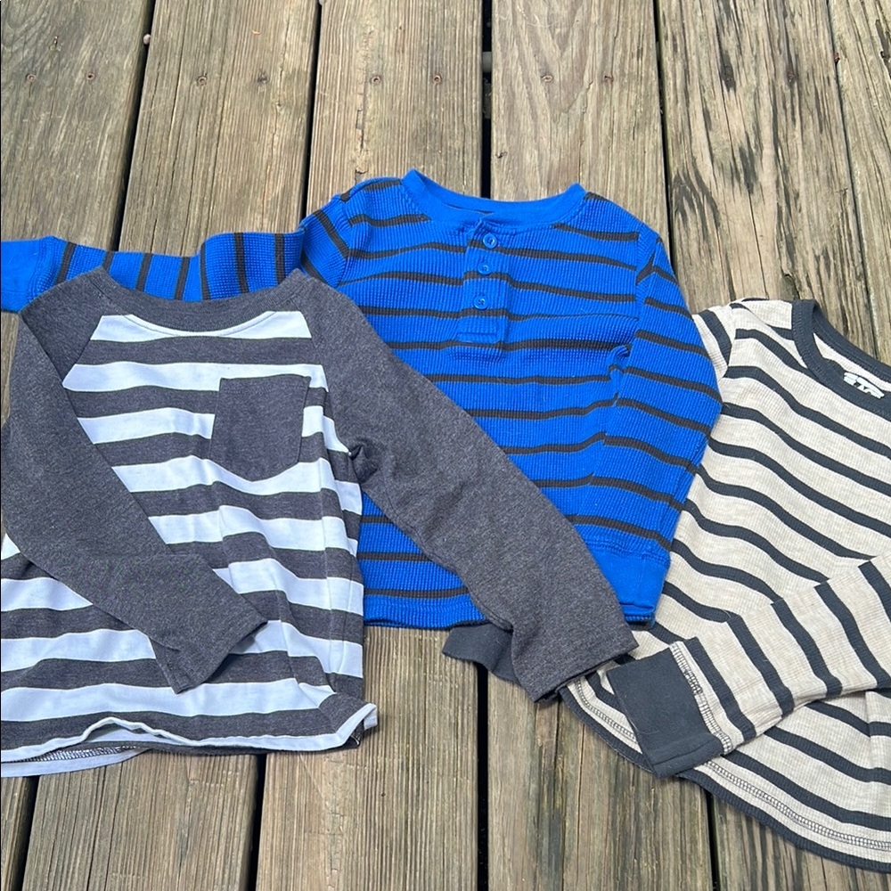 The Children's Place Blue and Gray Long Sleeve Tees